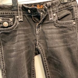 Authentic Rock Revival Jeans 👖